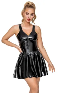 Latexkjole med vidde